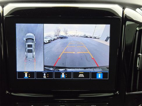 Used 2023 Chevrolet Traverse Premier w/ LPO, Floor Liner Package image 19