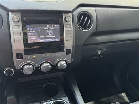 Used 2019 Toyota Tundra SR AWD/4WD image 12