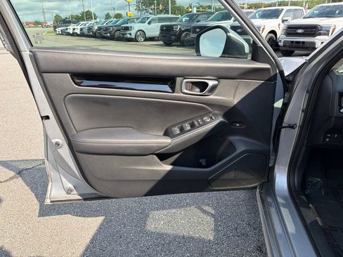 Used 2024 Honda Civic Touring image 13