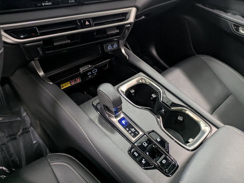 Used 2024 Lexus RX 350h image 14