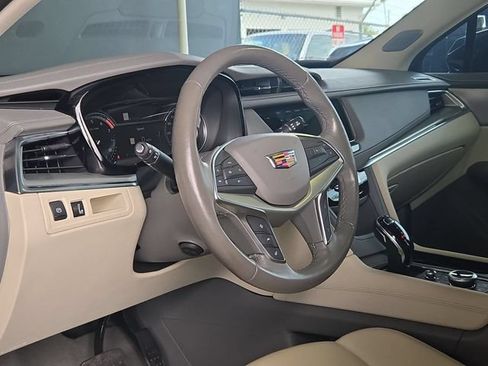 Used 2024 Cadillac XT5 Premium Luxury FWD image 10