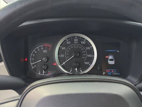 Used 2022 Toyota Corolla LE FWD image 17