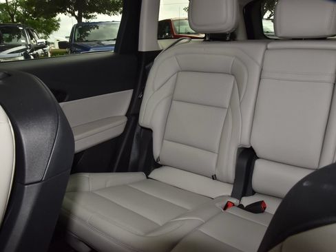 New 2026 Lincoln Nautilus Premier AWD/4WD image 19