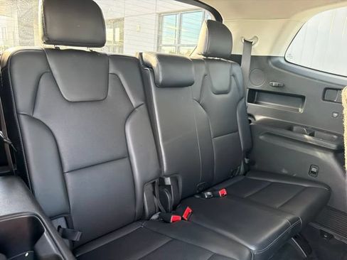 Used 2020 Kia Telluride EX AWD/4WD image 17