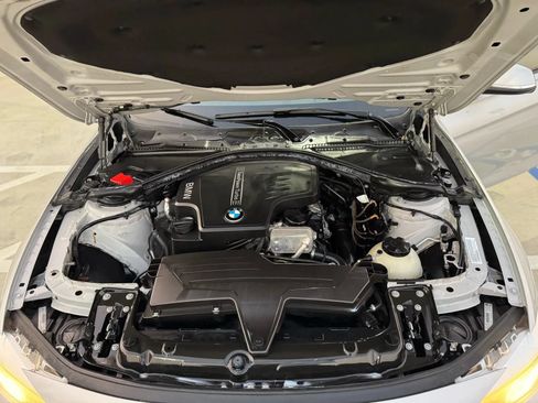 Used 2014 BMW 320i xDrive Sedan AWD/4WD image 15