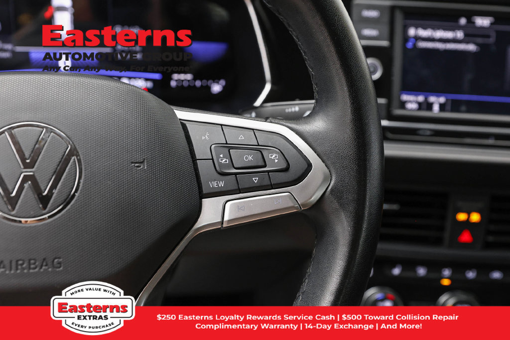 Used 2024 Volkswagen Jetta SE FWD image 17