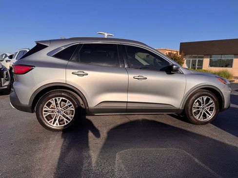 Used 2022 Ford Escape SEL FWD image 6
