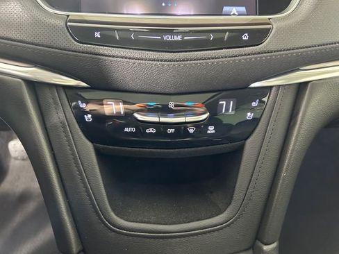 Used 2019 Cadillac XT5 Premium Luxury image 24