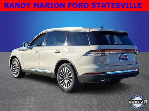 Used 2023 Lincoln Aviator AWD w/ Premium Package image 6