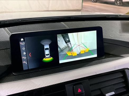 Used 2018 BMW 330i xDrive Sedan w/ M Sport Package image 28