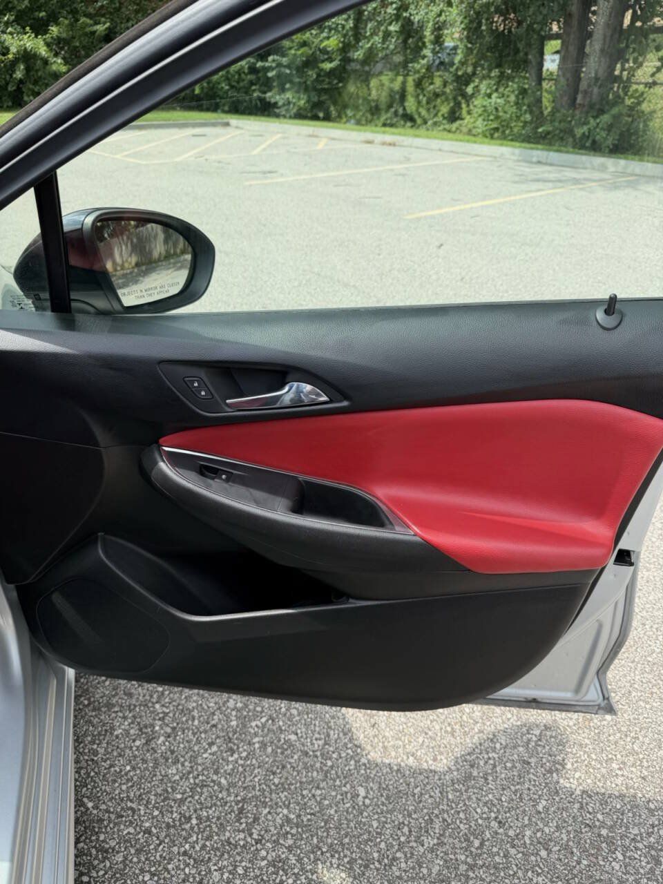 Used 2018 Chevrolet Cruze LT w/ Convenience Package FWD image 8