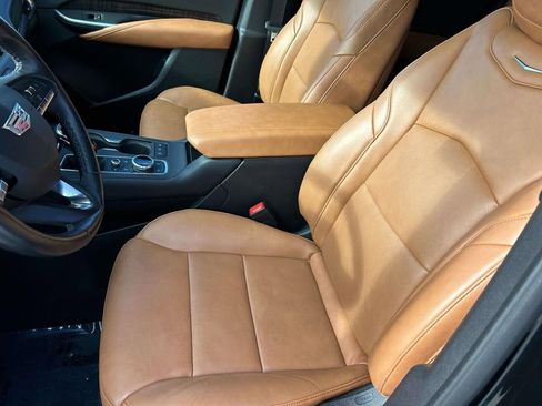 Certified 2023 Cadillac XT4 Premium Luxury w/ Enhanced Visibility Package image 28