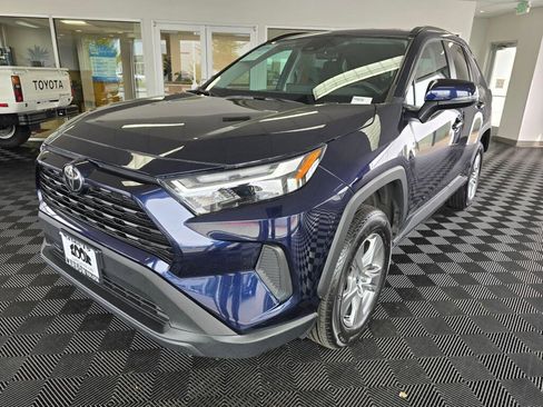 Used 2025 Toyota RAV4 XLE image 7