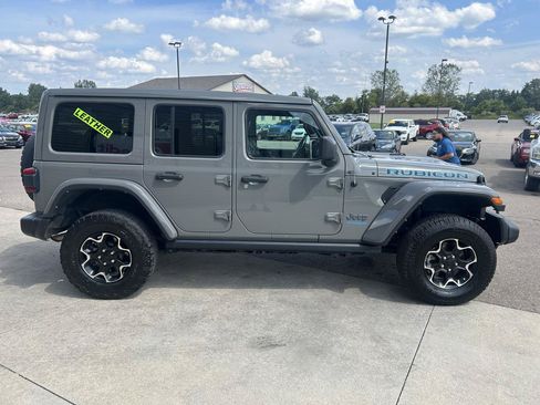 Used 2021 Jeep Wrangler Unlimited Rubicon 4xe w/ Cold Weather Group AWD/4WD image 4