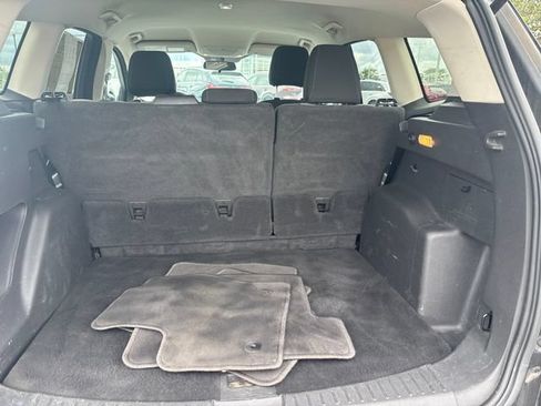 Used 2017 Ford Escape SE FWD image 20
