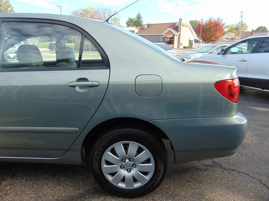 Used 2004 Toyota Corolla LE FWD image 13