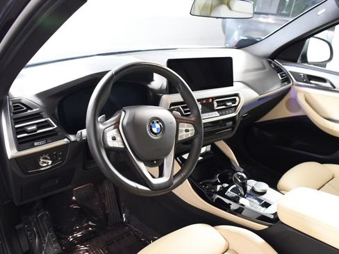 Used 2023 BMW X4 xDrive30i AWD/4WD image 12