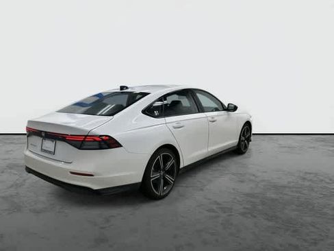 Certified 2026 Honda Accord SE image 3