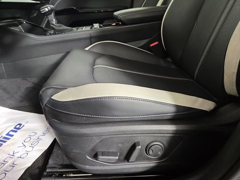 Certified 2025 Kia K5 GT-Line image 33