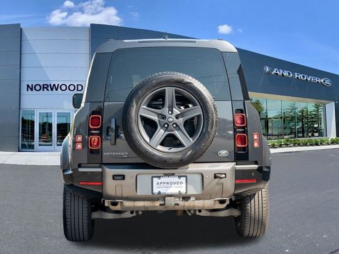 Certified 2022 Land Rover Defender 110 X-Dynamic SE AWD/4WD image 5