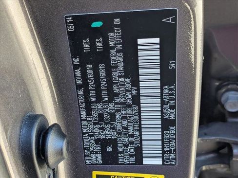 Used 2014 Toyota Highlander LE image 21