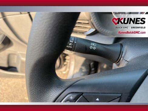 Used 2024 Nissan Sentra SV image 32