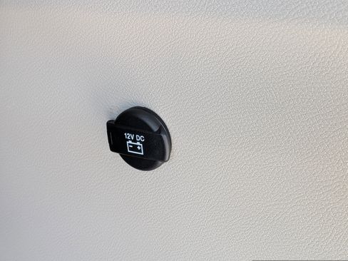 Used 2024 Chrysler Pacifica Touring-L FWD image 15
