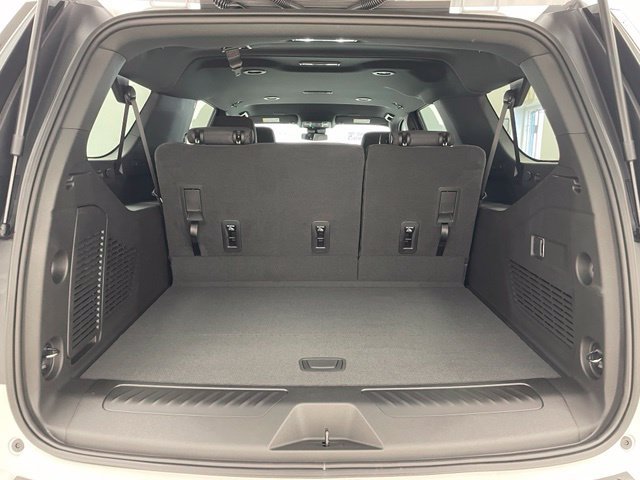 New 2026 Chevrolet Suburban LS w/ Max Trailering Package AWD/4WD image 12
