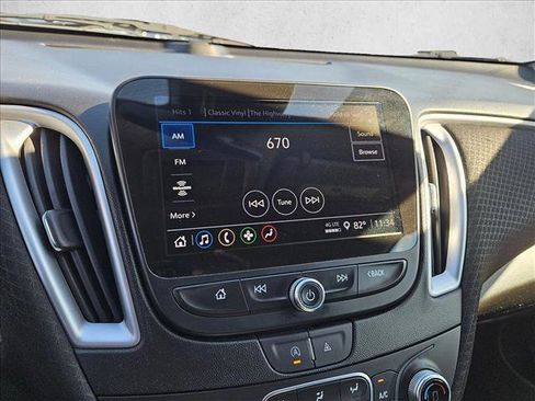 Used 2023 Chevrolet Malibu LT image 12