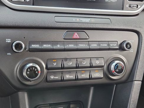 Used 2021 Kia Sportage LX image 21