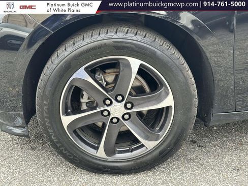 Used 2020 Buick Enclave Essence w/ Sport Touring Edition image 9