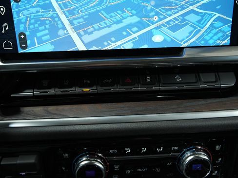 New 2025 GMC Sierra 2500 SLT w/ SLT Premium Package image 38