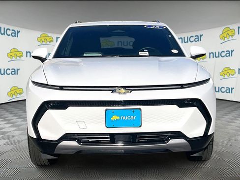 Used 2025 Chevrolet Equinox EV LT image 2