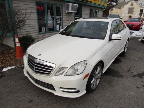 Used 2012 Mercedes-Benz E 350 E350 4MATIC Sedan w/ Premium 1 Pkg image 24