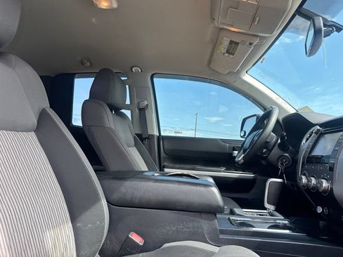 Used 2017 Toyota Tundra SR5 w/ SR5 Upgrade Package RWD image 26