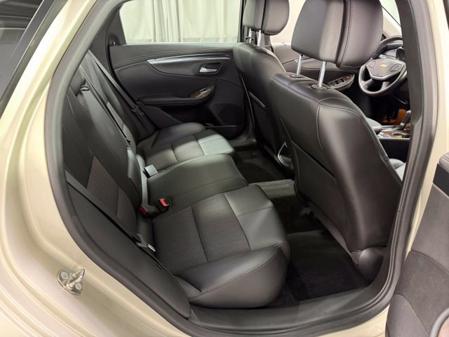 Used 2014 Chevrolet Impala LT FWD image 10
