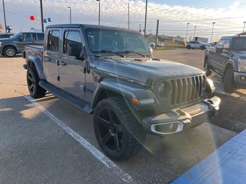 Used 2022 Jeep Gladiator Sport image 8