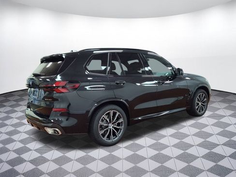 Used 2026 BMW X5 xDrive40i w/ M Sport Package image 7