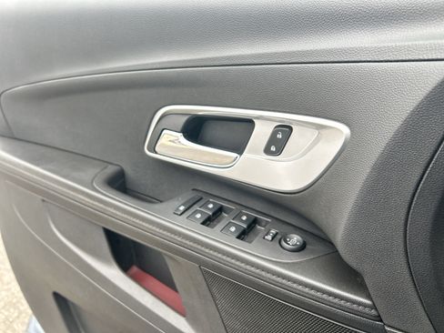 Used 2014 Chevrolet Equinox LS image 15