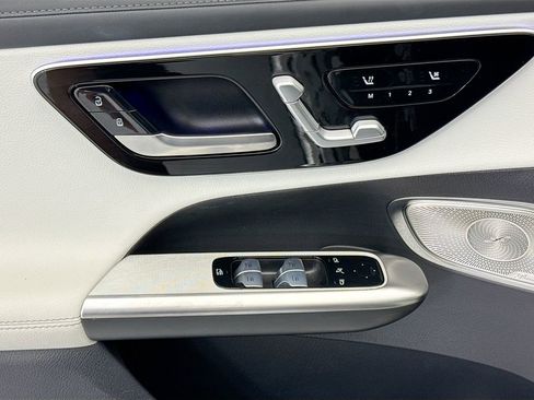 Certified 2024 Mercedes-Benz GLC 300 image 22