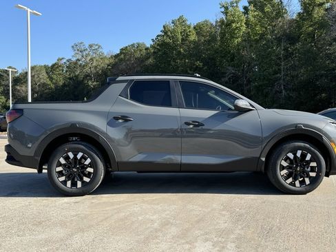 Used 2025 Hyundai Santa Cruz SEL image 11