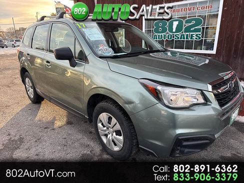 Used 2017 Subaru Forester 2.5i image 1