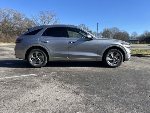 New 2026 Genesis GV70 2.5T Advanced image 8