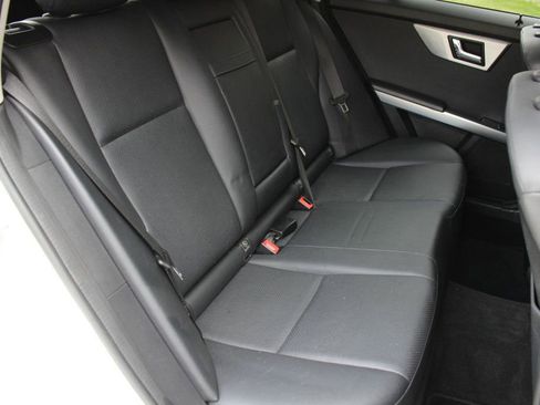 Used 2010 Mercedes-Benz GLK 350 2WD image 21