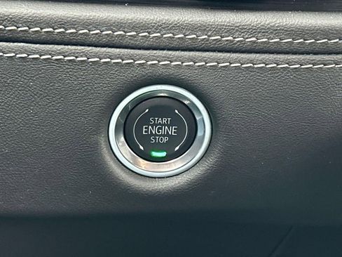 New 2026 Cadillac Escalade Luxury w/ Touring Package image 32