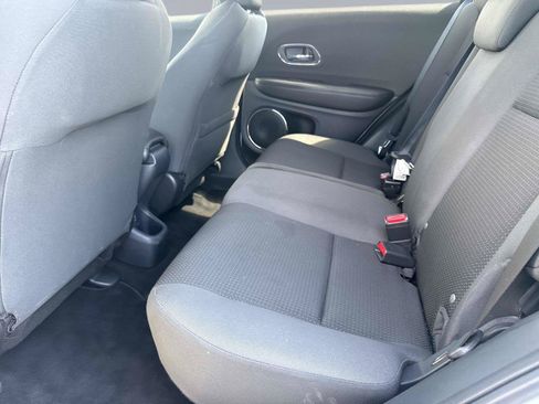 Used 2022 Honda HR-V EX image 13