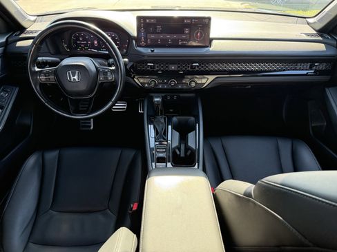 Used 2025 Honda Accord Sport image 13
