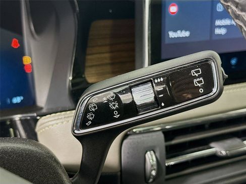 Used 2025 Lincoln Corsair Reserve w/ Jet Appearance Package image 6