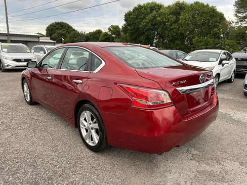 Used 2013 Nissan Altima 2.5 SV w/ 2.5SV Convenience Pkg FWD image 4