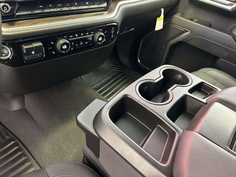 Used 2026 Chevrolet Silverado 1500 LT AWD/4WD image 22